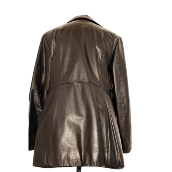 Danier Leather Jacket - Picture 3 of 5